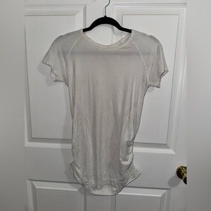 ATHLETA SHORT SLEEVE TOP NWOT